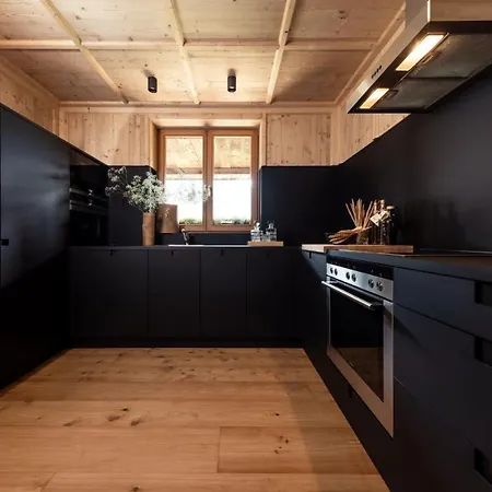 Brizerhaus Apartment *